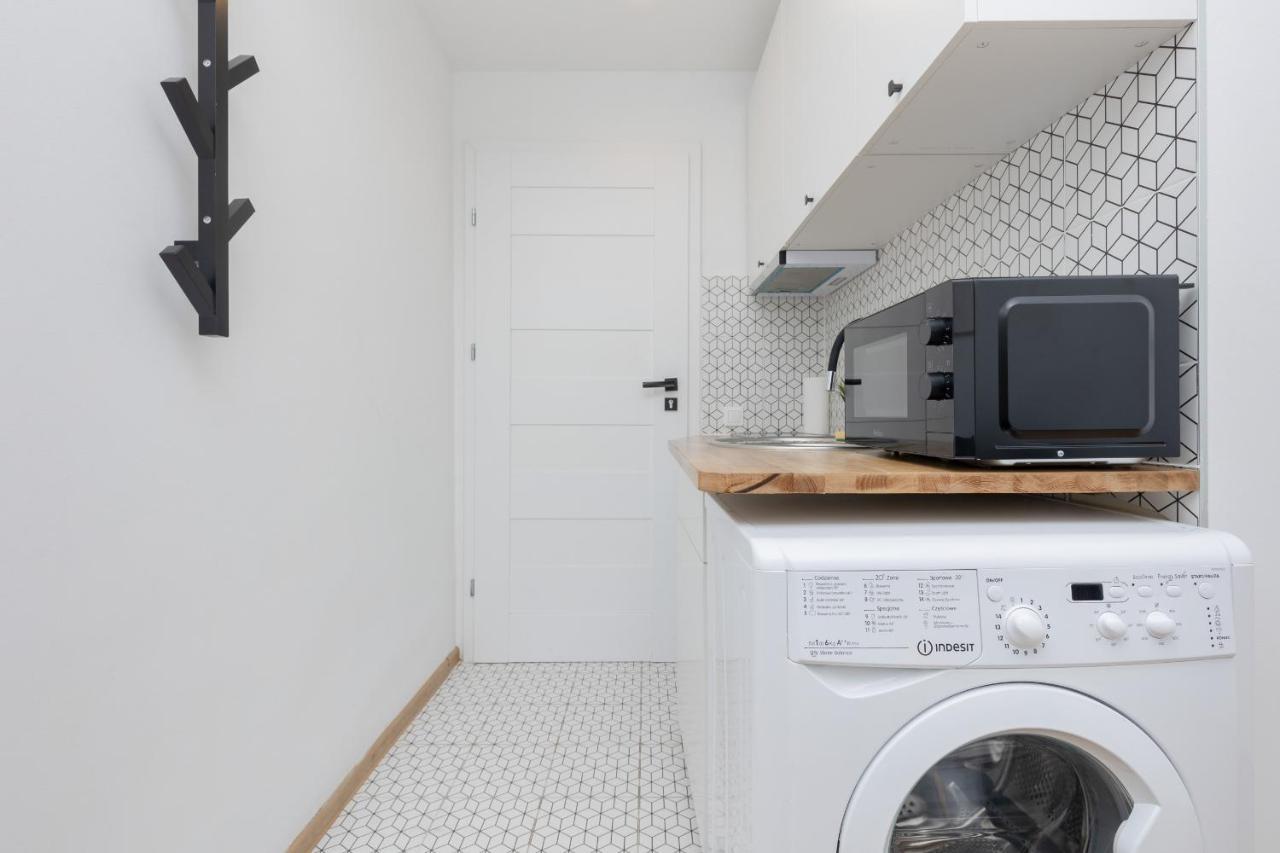 ורשה Micro Apartment Near Fort Mokotow By Noclegi Renters מראה חיצוני תמונה
